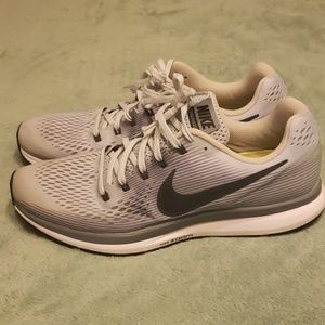 Men's Nike Air Zoom Pegasus 34 Size 11.5